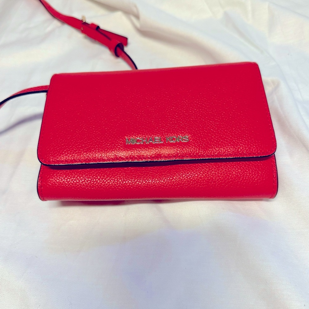 Michael Kors Crossbody/Coral